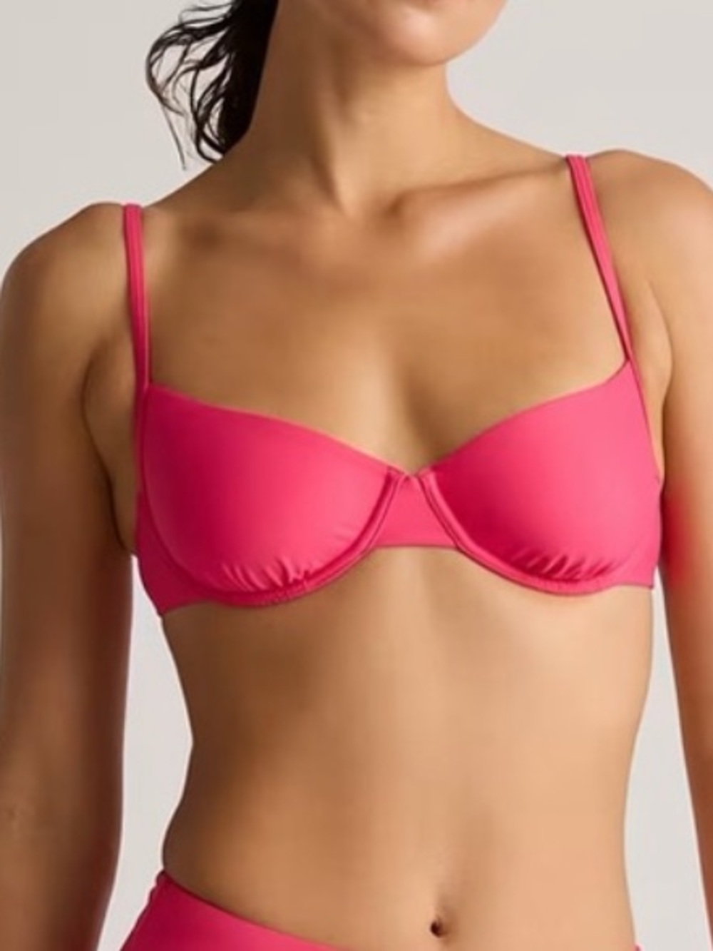 Quince Ladies NWT Bikini Top in Hibiscus Pink. Large.